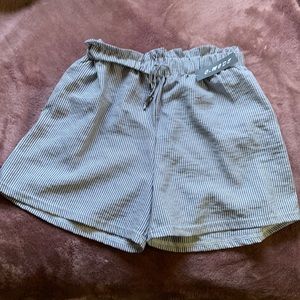'C-Mode' grey+white striped shorts